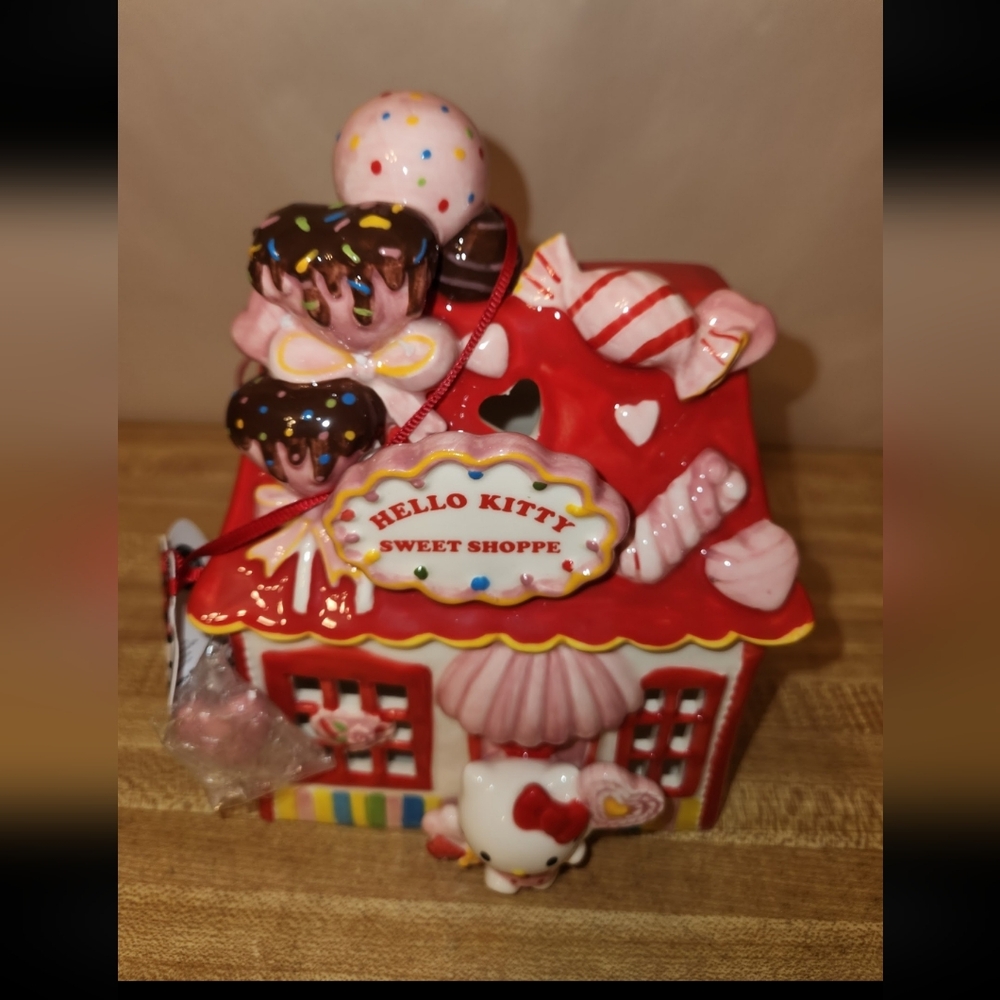 HELLO KITTY BLUE SKY SANRIO SWEETT SHOPPE CERAMIC TEA LIGHT HOLDER - Picture 3 of 7